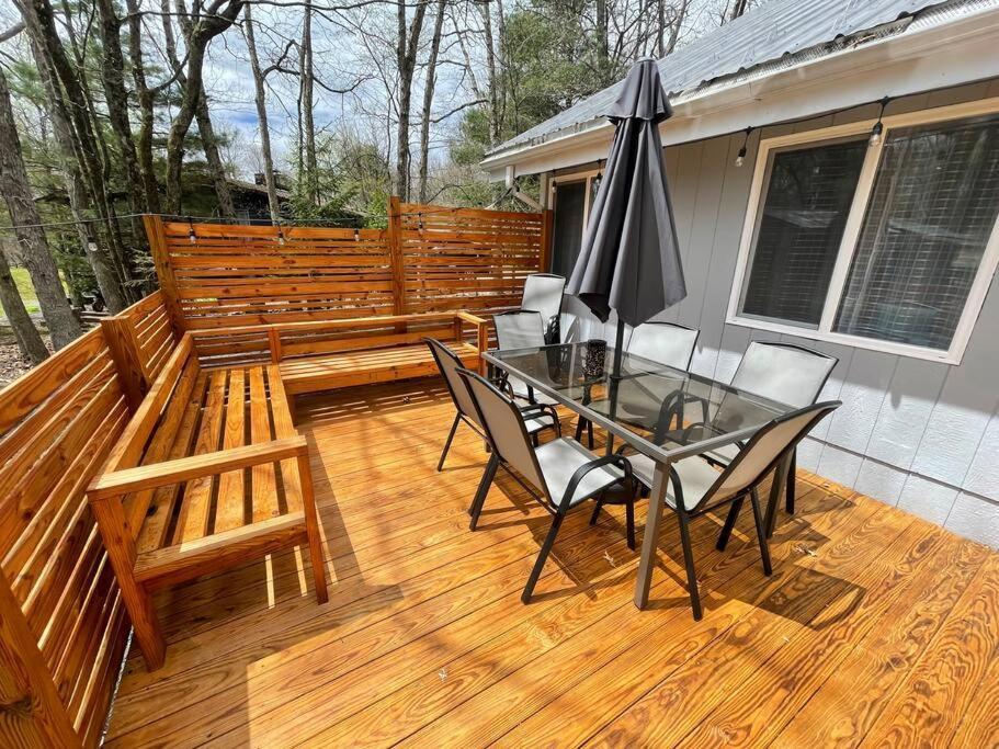Modern Near W Hottub, Game Room, Fireplace Ferienhaus