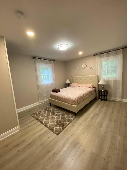 Ferienhaus Modern Near W Hottub, Game Room, Fireplace Albrightsville