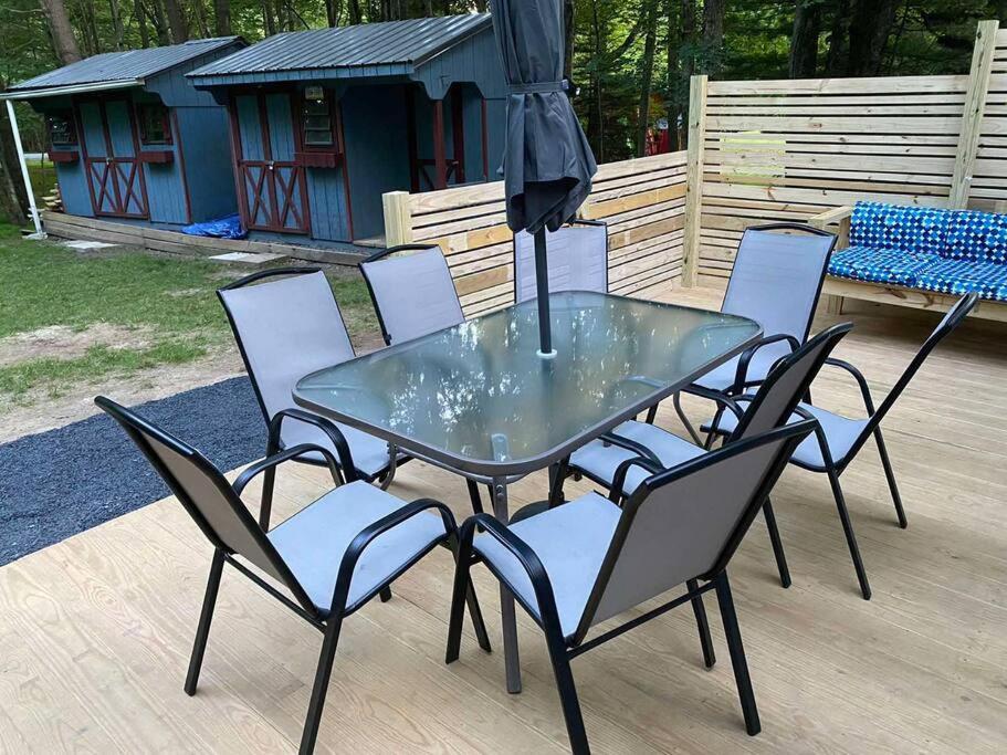 Modern Near W Hottub, Game Room, Fireplace * Albrightsville